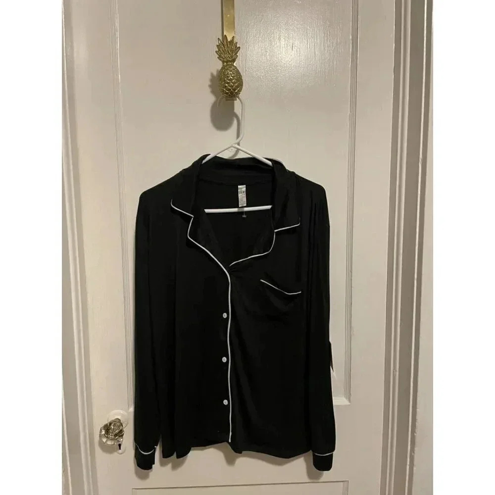 French Affairs Women's Size 3X-Large Black Button Top